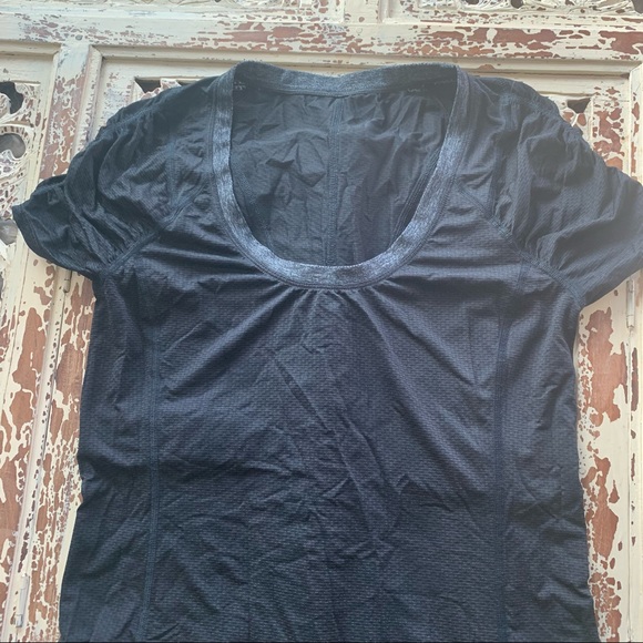 Lululemon Drawstring Tee - Picture 2 of 7